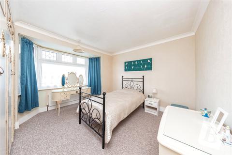 82 Crowlands Avenue, Romford, RM7 9HX