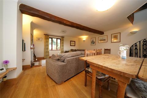 93 Pitchers Hill, Wickhamford, Evesham, WR11 7RT