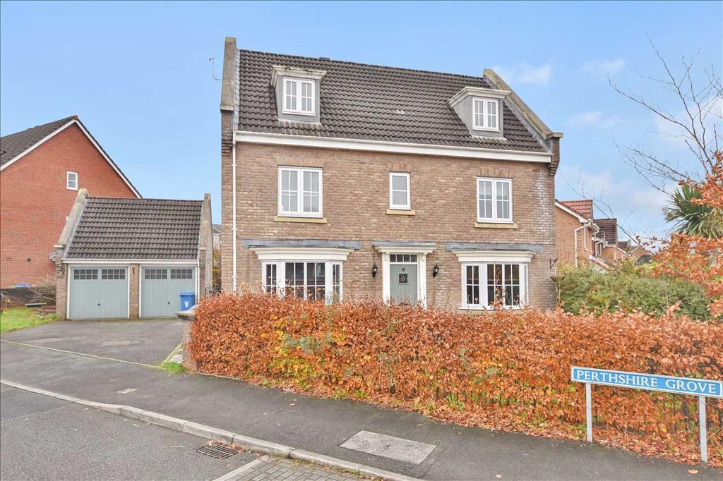 Perthshire Grove, Buckshaw Village... 5 bed detached house £375,000