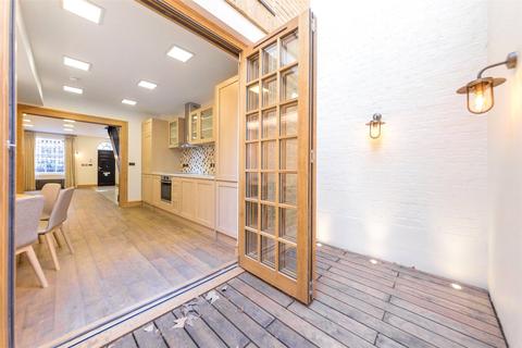 5 bedroom terraced house for sale - Romney Street, London