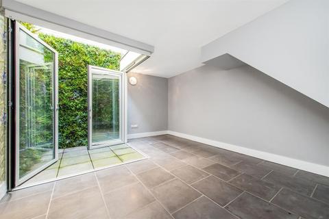 15 Chance Street, London, E2 7JB