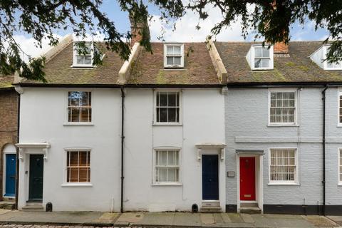 38 Castle Row, Canterbury, CT1 2QY