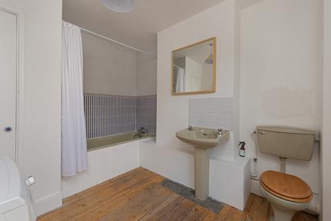 38 Castle Row, Canterbury, CT1 2QY
