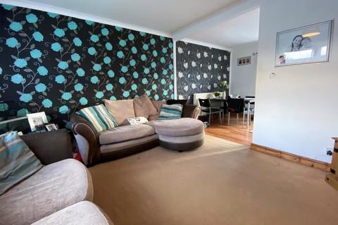 43 Trafford Drive, Nuneaton, CV10 9LP