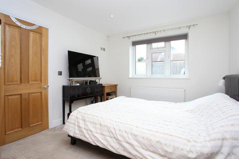 75b Studley Grange Road, London, W7 2LU