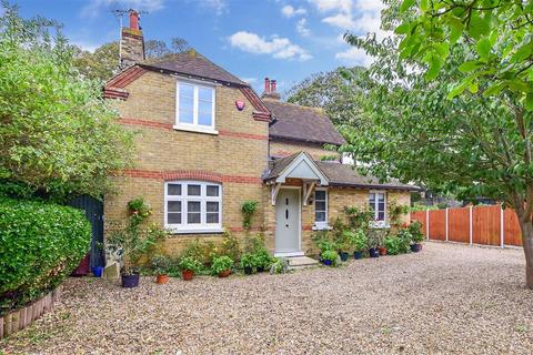 Walnut Tree Cottage The Street, Acol, Birchington, CT7 0JA