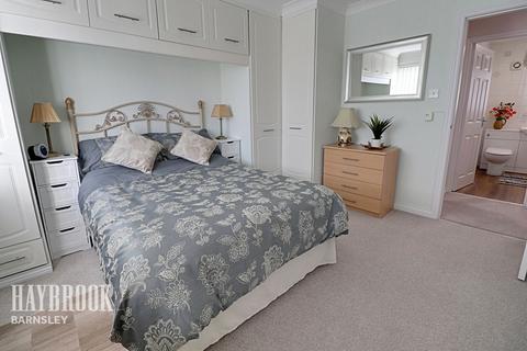 2 Mulberry Close, Darfield, Barnsley, S73 9NN