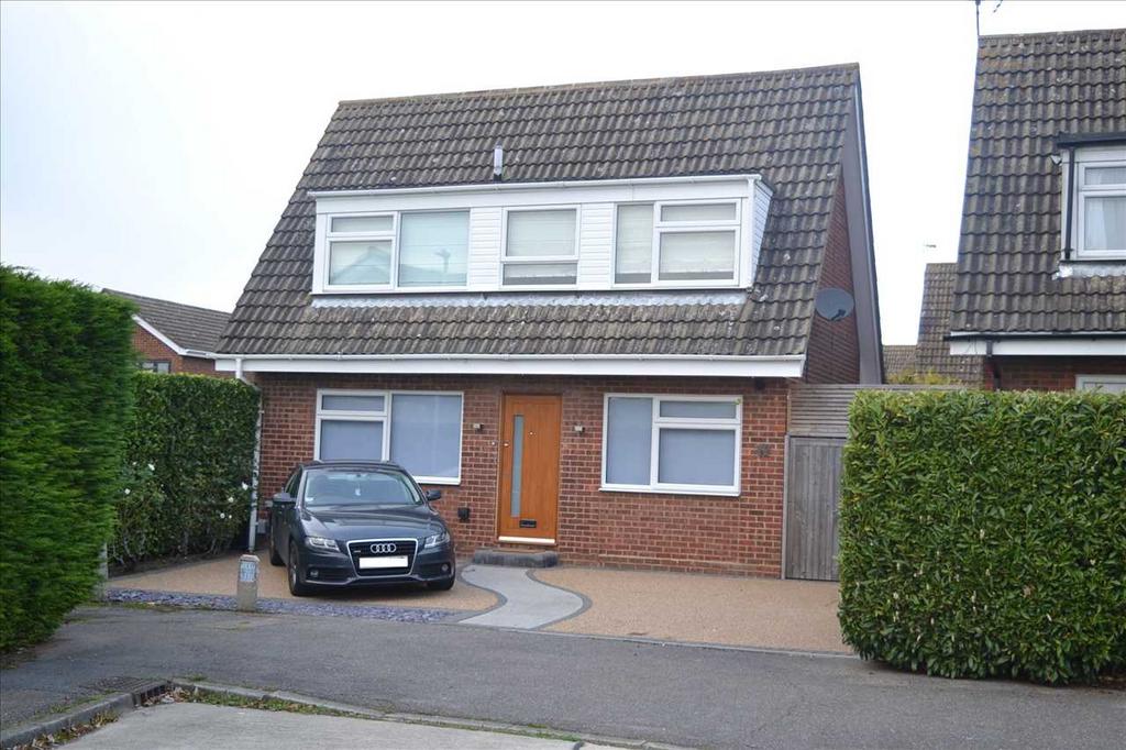 Downsway, Chelmsford 2 bed detached house for sale £400,000