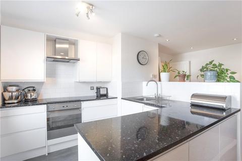 19 Hanover Place, London, E3 4QD