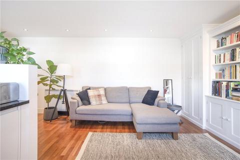 19 Hanover Place, London, E3 4QD