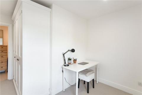 19 Hanover Place, London, E3 4QD