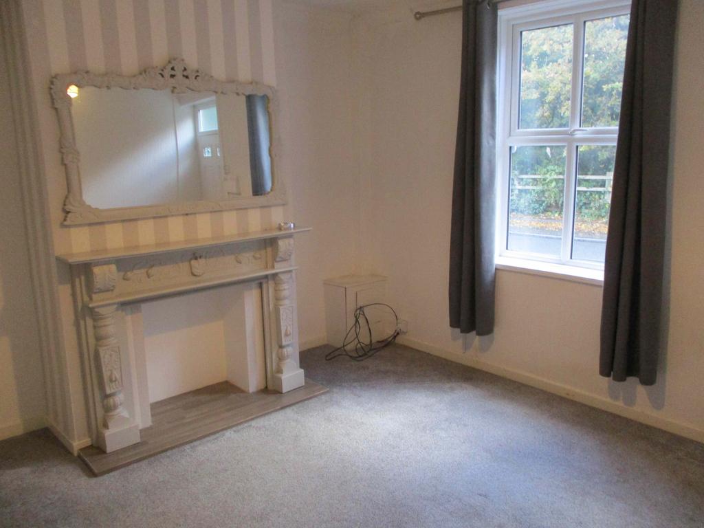 Wearish Lane, Westhoughton, Bolton, Greater Manchester, BL5 2 bed terraced house £750 pcm (£