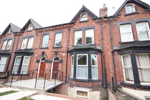 9 bedroom house to rent, Hyde Park Road, Hyde Park, LEEDS