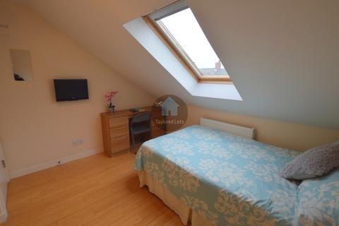 6 bedroom flat to rent - Rothbury Terrace, Newcastle upon Tyne NE6