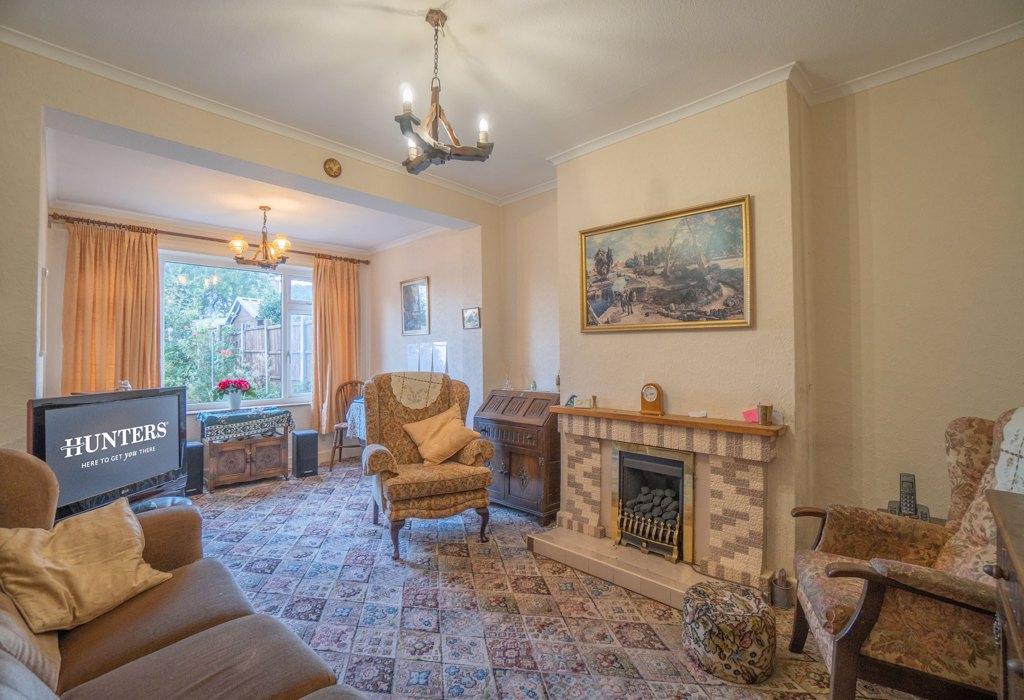 Mount Road, Lanesfield 3 bed semidetached house £169,950