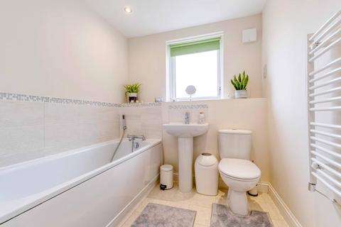 Flat 5 Guild Close, Witney, OX28 5DL