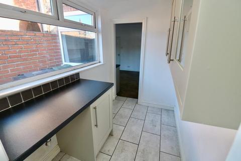 99 Loscoe Road, Heanor, DE75 7FG