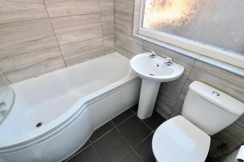 99 Loscoe Road, Heanor, DE75 7FG