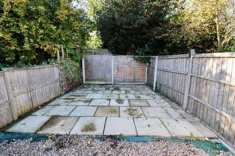 99 Loscoe Road, Heanor, DE75 7FG