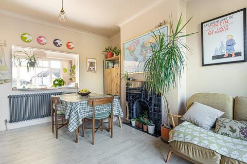 35 De Frene Road, London, SE26 4AB