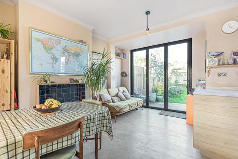 35 De Frene Road, London, SE26 4AB