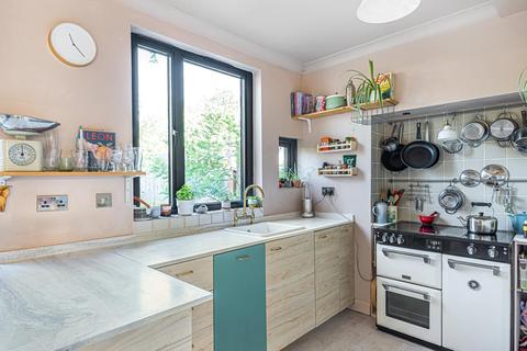 35 De Frene Road, London, SE26 4AB