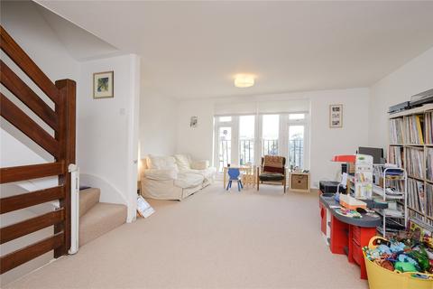 67 Earle Gardens, Kingston Upon Thames, KT2 5TB