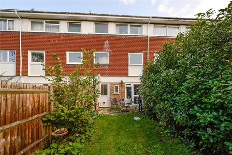 67 Earle Gardens, Kingston Upon Thames, KT2 5TB