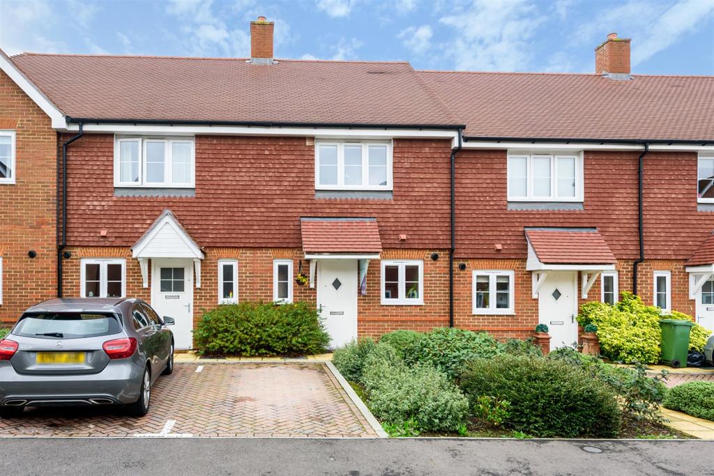 Carter Drive, Broadbridge Heath, Horsham, RH12 2 bed terraced house £325,000