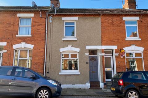 28 Moore Street, Northampton, NN2 7HX