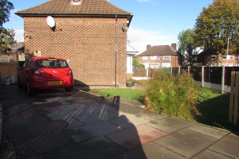 140 Broadoak Road, Manchester, M22 9PL
