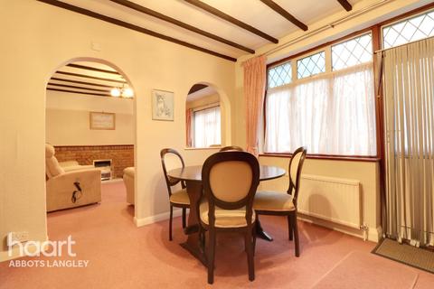34 Hamilton Road, Hunton Bridge, Kings Langley, WD4 8PZ