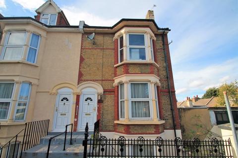 14 Royal Pier Road, Gravesend, DA12 2BD