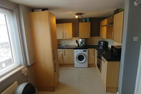 7 Barons Close, Flint, CH6 5DQ