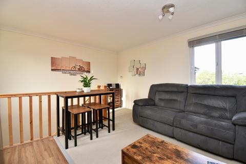 8 Carters Close, Stevenage, SG2 9QA