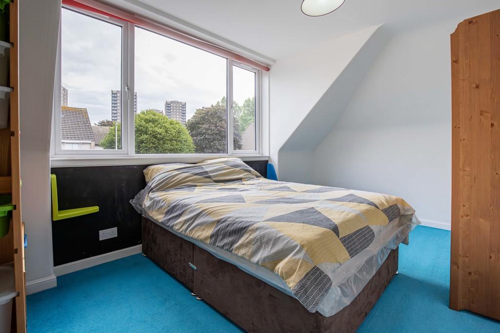 Bedroom1 Angle1