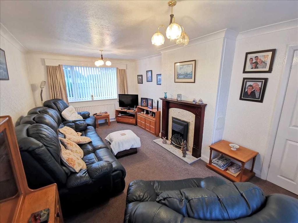 Eastway, Scarborough 3 bed house £139,000