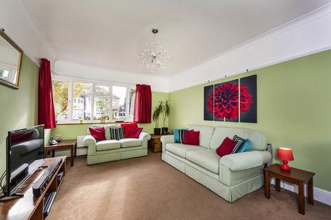 14 Glynde Road, Bexleyheath, DA7 4ET