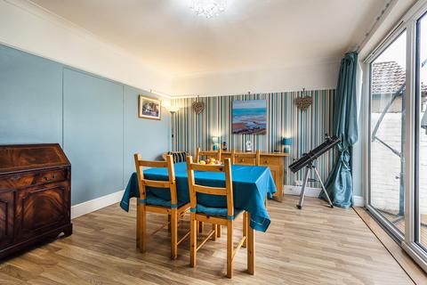 14 Glynde Road, Bexleyheath, DA7 4ET