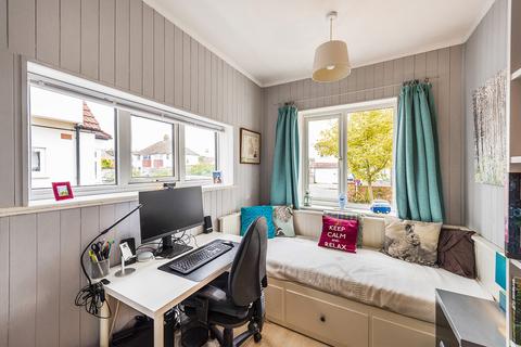 14 Glynde Road, Bexleyheath, DA7 4ET