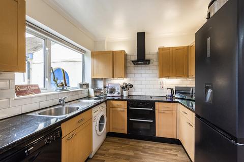 14 Glynde Road, Bexleyheath, DA7 4ET