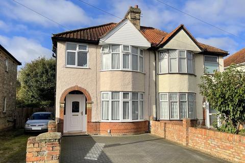 120 Avondale Road, Ipswich, IP3 9LA