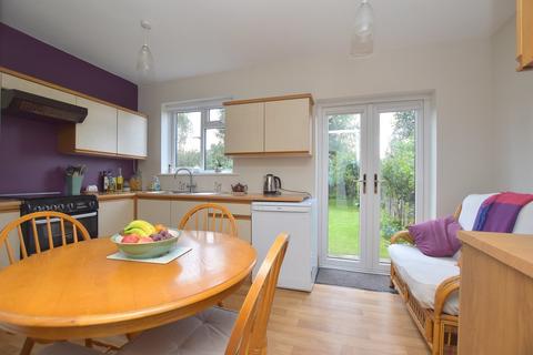 120 Avondale Road, Ipswich, IP3 9LA