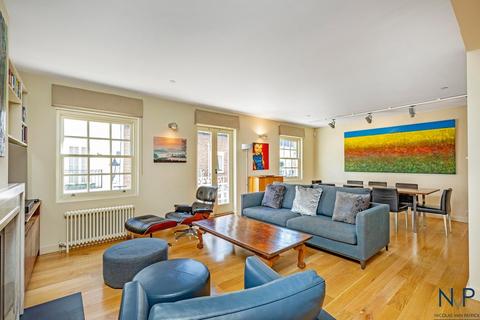 4 bedroom mews to rent, SHORT LET: Ennismore Mews, Knightsbridge, SW7