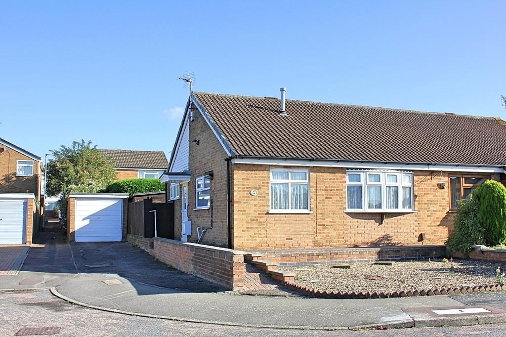 Dorchester Close, Wigston 2 bed semidetached bungalow £220,000