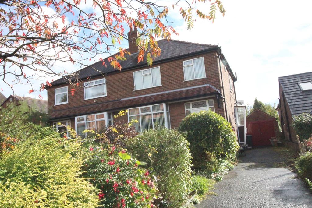 Intake Lane, Batley 3 bed semidetached house £200,000