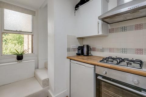 1 bedroom apartment to rent, Old Palace Lane, Richmond Green