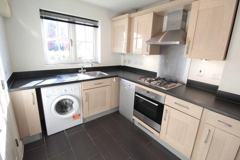 18 Derisley Close, Byfleet, West Byfleet, KT14 7QA
