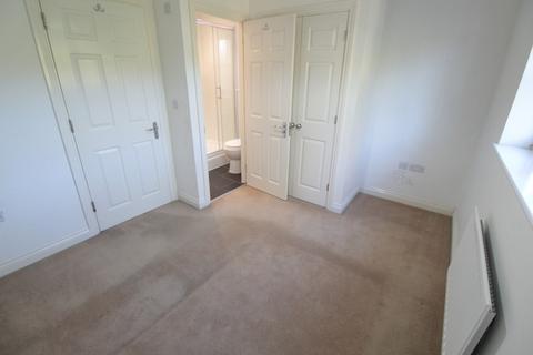 18 Derisley Close, Byfleet, West Byfleet, KT14 7QA