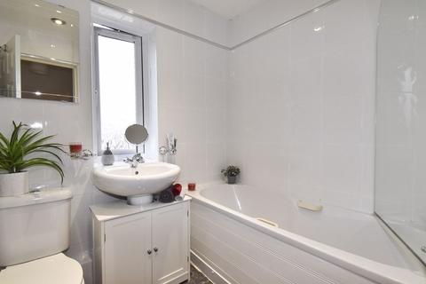 18 Arden Grove, Kilsyth, Glasgow, G65 9NU